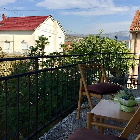 Nedic 2 Bedroom Flat Apartman