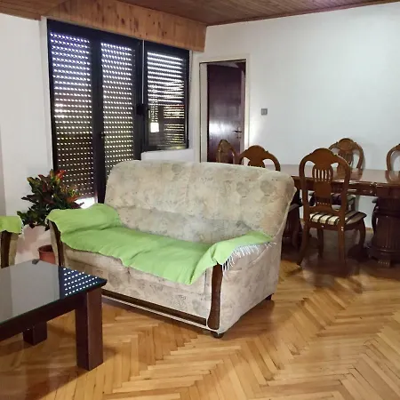 Nedic 2 Bedroom Flat Apartman